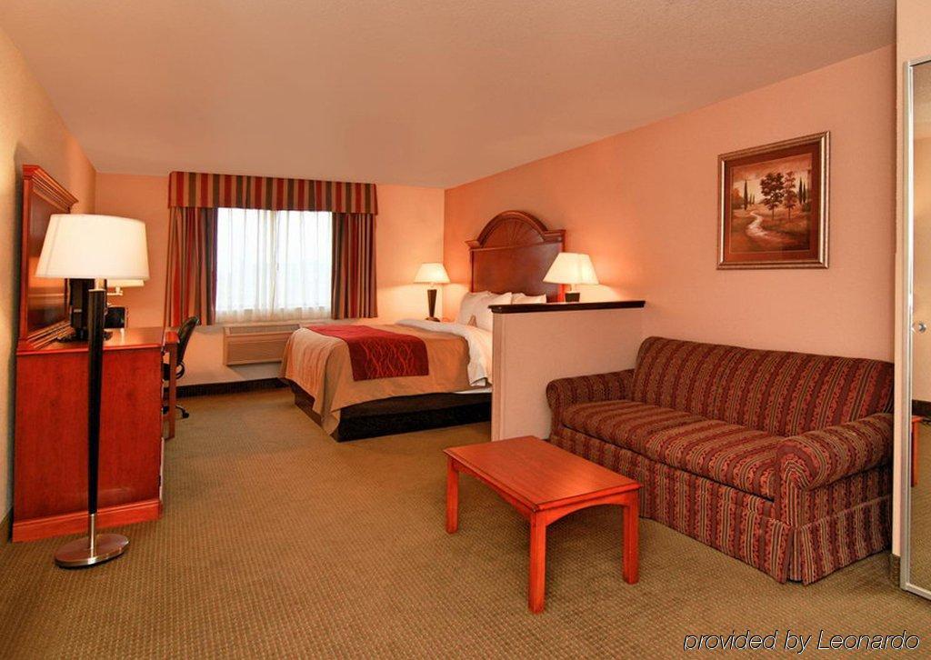 Comfort Inn & Suites South Hill I-85 Exterior photo